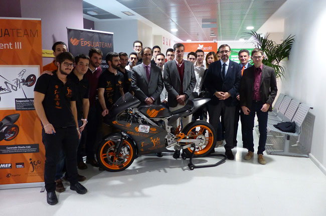 EPS UJA TEAM team, with the motorcycle with which he raced in the last edition. 