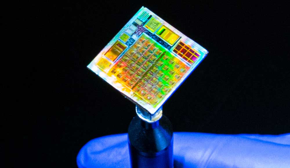 They create a microchip with 2D materials that can be used in neural networks for artificial intelligence